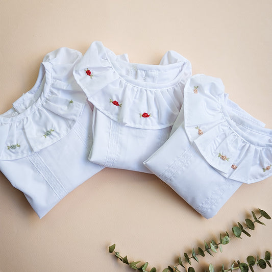 Blusa cuello payaso bordada a mano