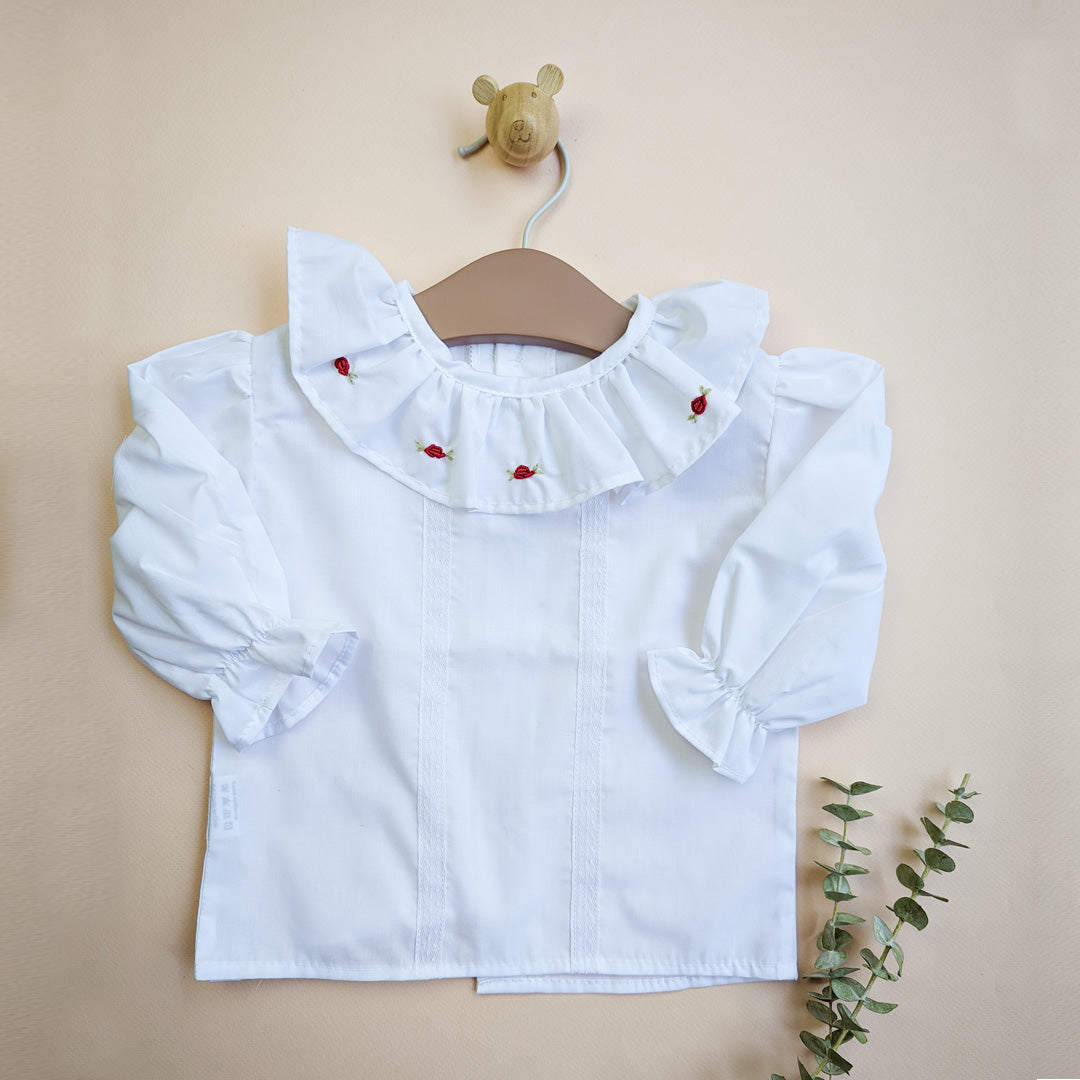 Blusa cuello payaso bordada a mano