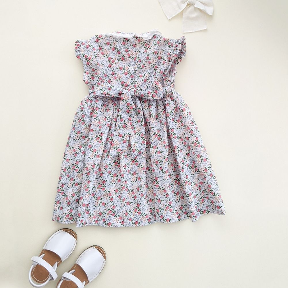Vestido Clásico smock estampado flores coral