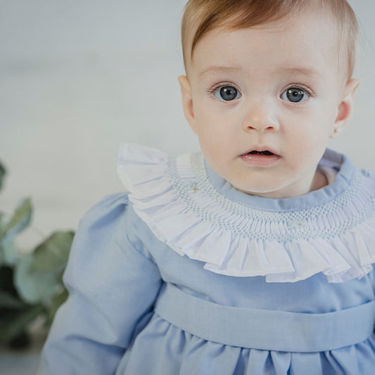 Vestido cuello smock de algodón